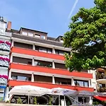Mit Balkon Am Rhein Appartement